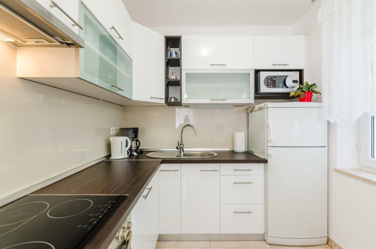Apartmani Katica Povile Kültér fotó